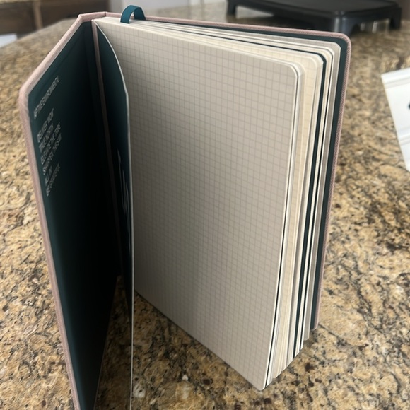 APTIV Light Pink Notebook - Picture 3 of 3